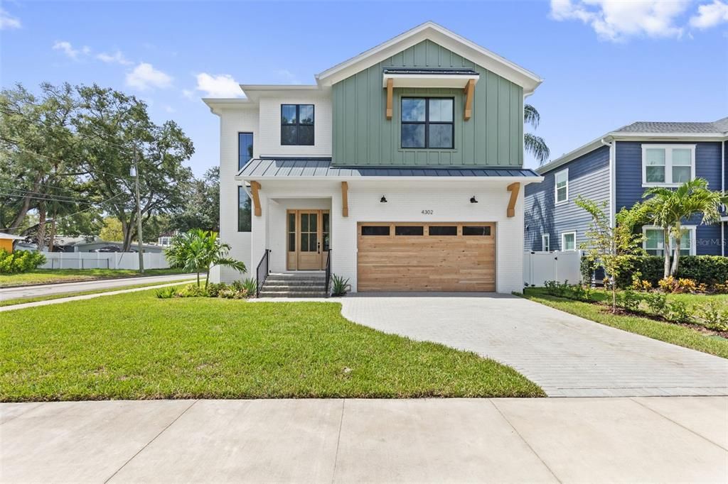 En Venta: $1,749,000 (5 camas, 4 baños, 3200 Pies cuadrados)