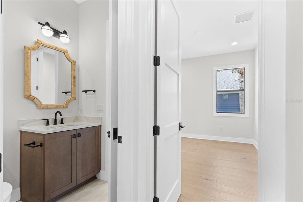 En Venta: $1,749,000 (5 camas, 4 baños, 3200 Pies cuadrados)