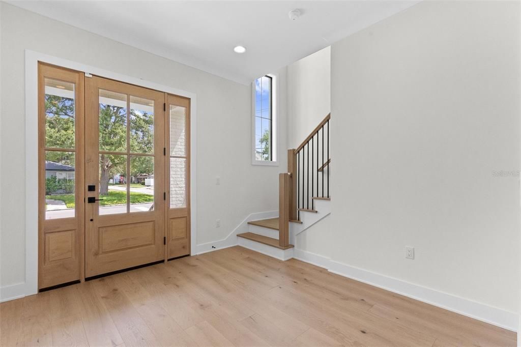 En Venta: $1,749,000 (5 camas, 4 baños, 3200 Pies cuadrados)