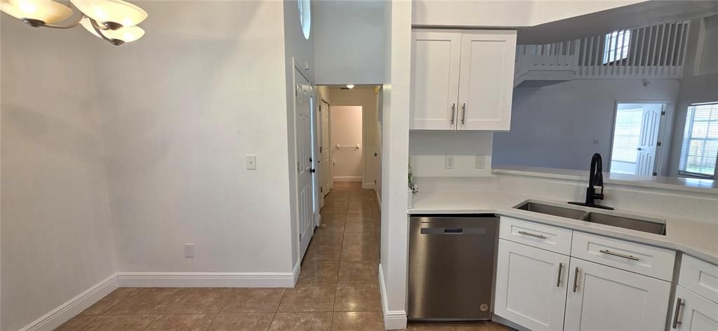 For Rent: $2,500 (3 beds, 2 baths, 1832 Square Feet)