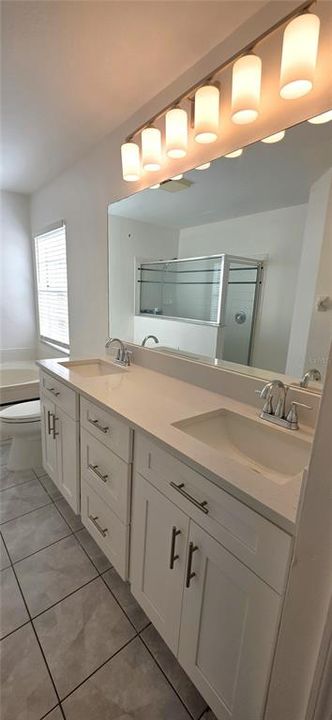 For Rent: $2,500 (3 beds, 2 baths, 1832 Square Feet)