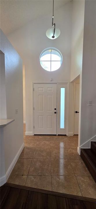 For Rent: $2,500 (3 beds, 2 baths, 1832 Square Feet)