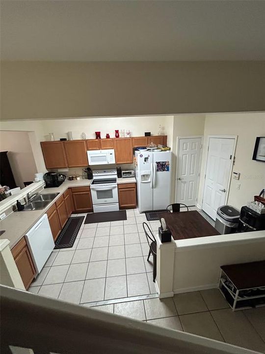 For Rent: $2,100 (3 beds, 2 baths, 1687 Square Feet)