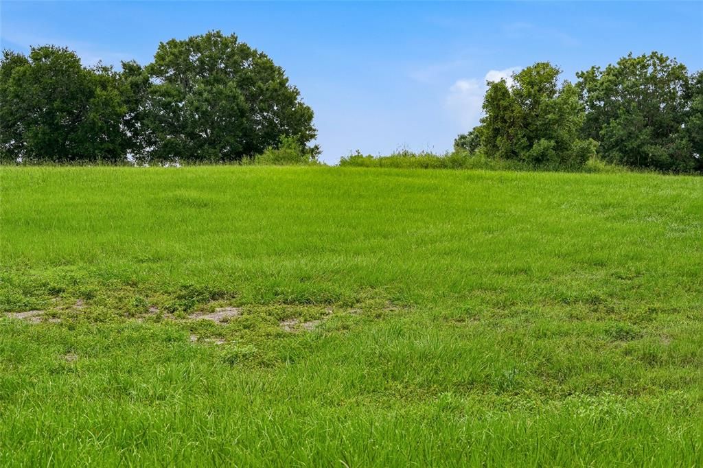 For Sale: $950,000 (1.54 acres)