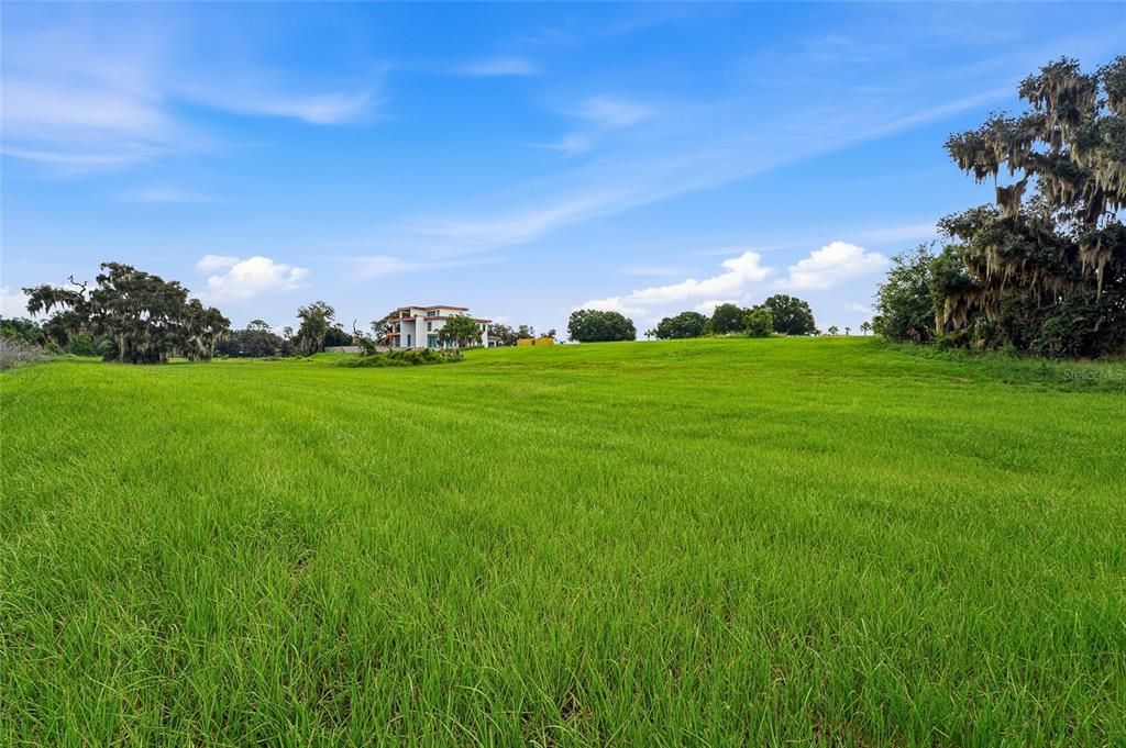 For Sale: $950,000 (1.54 acres)