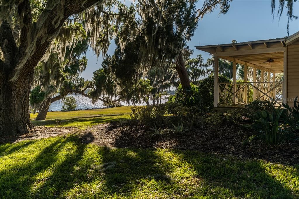 For Sale: $950,000 (1.54 acres)