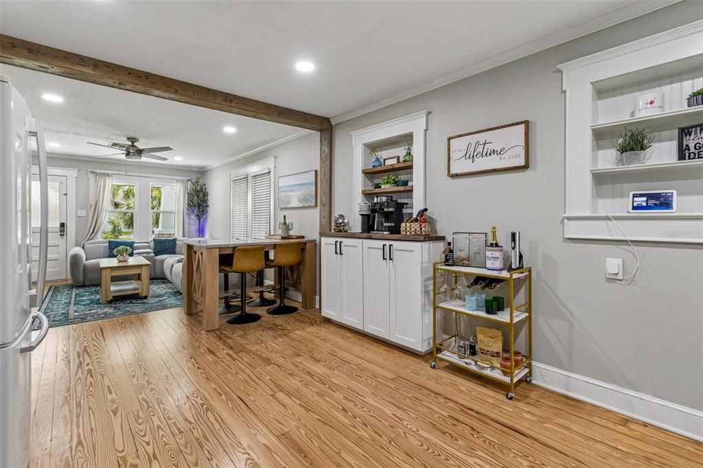 Activo con contrato: $422,000 (3 camas, 2 baños, 1176 Pies cuadrados)