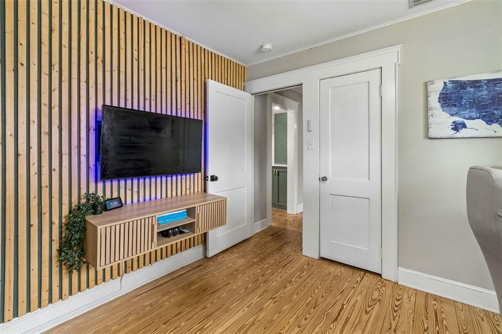 Activo con contrato: $422,000 (3 camas, 2 baños, 1176 Pies cuadrados)