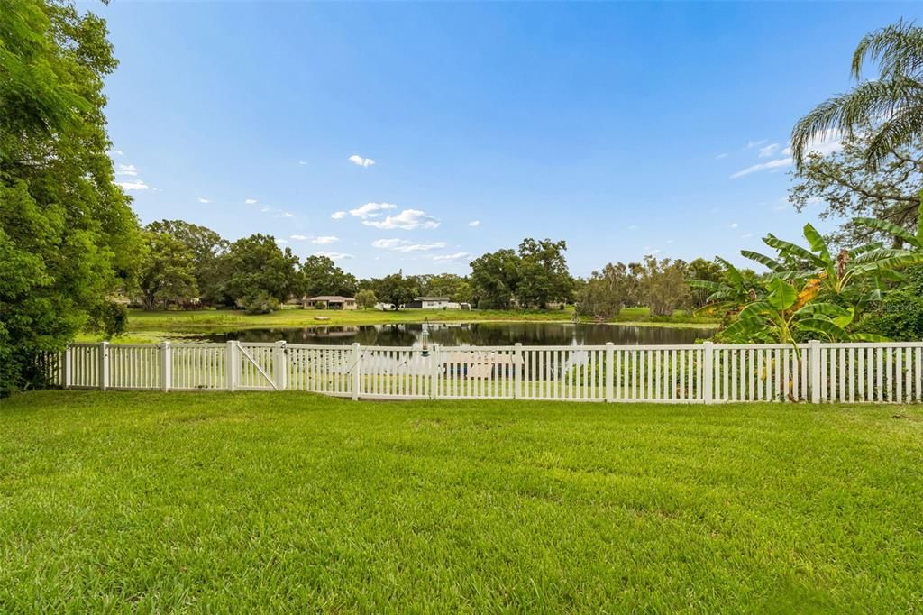 Activo con contrato: $422,000 (3 camas, 2 baños, 1176 Pies cuadrados)