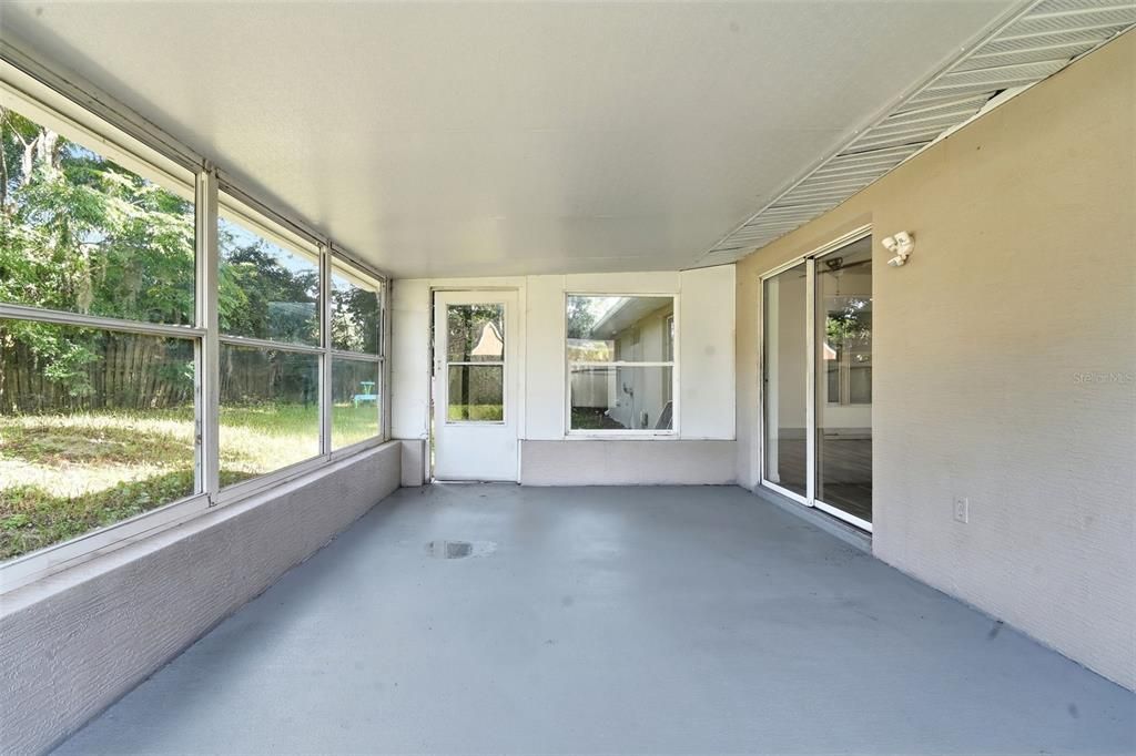 En Venta: $319,900 (3 camas, 2 baños, 1617 Pies cuadrados)