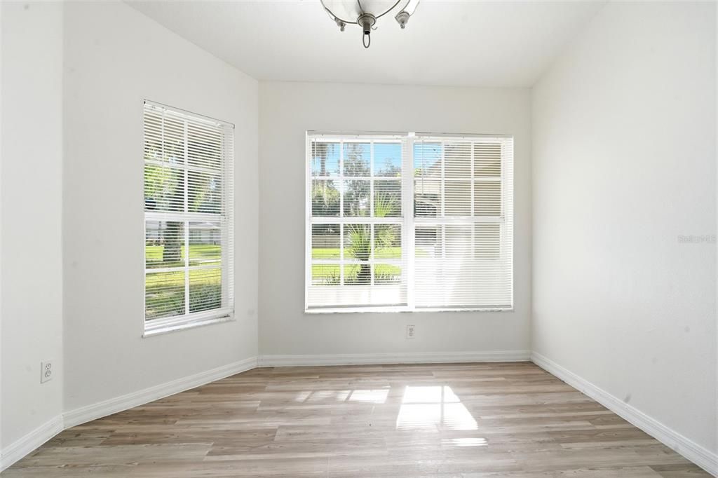 En Venta: $319,900 (3 camas, 2 baños, 1617 Pies cuadrados)