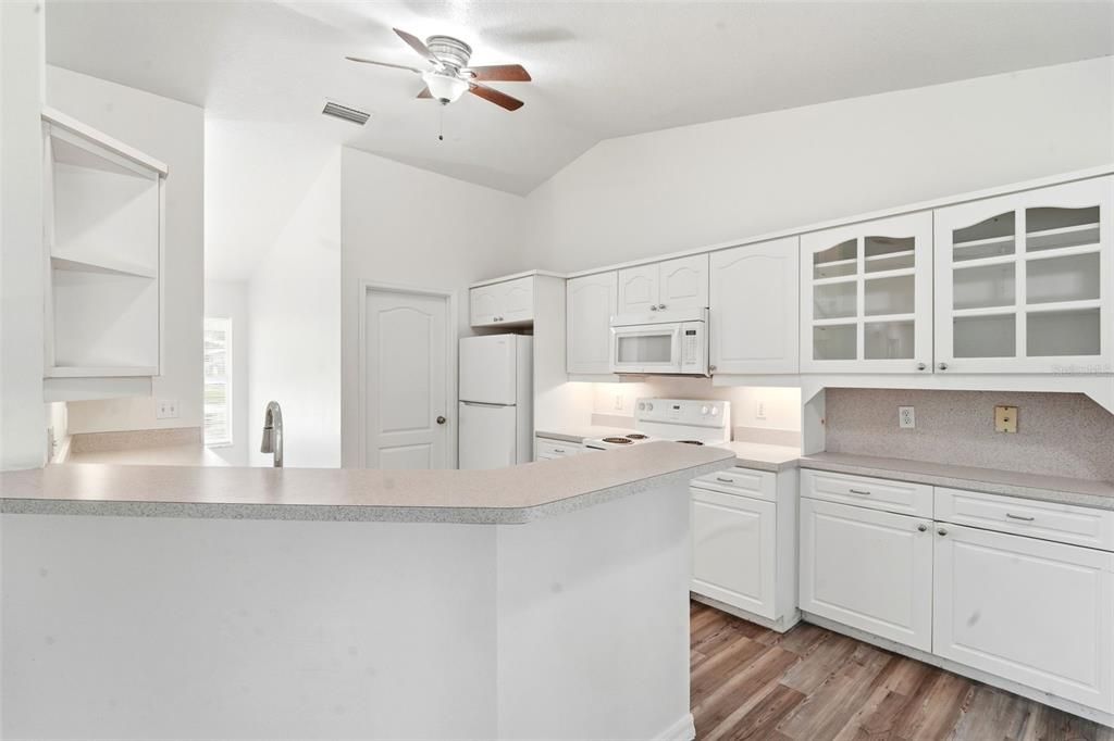 En Venta: $319,900 (3 camas, 2 baños, 1617 Pies cuadrados)