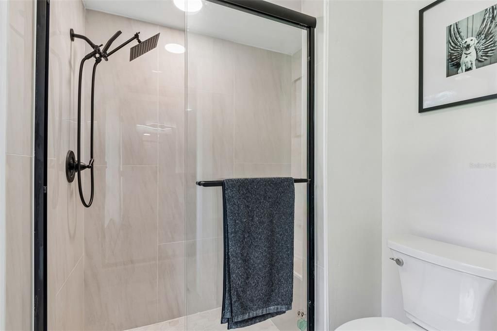 En Venta: $629,900 (3 camas, 2 baños, 2046 Pies cuadrados)