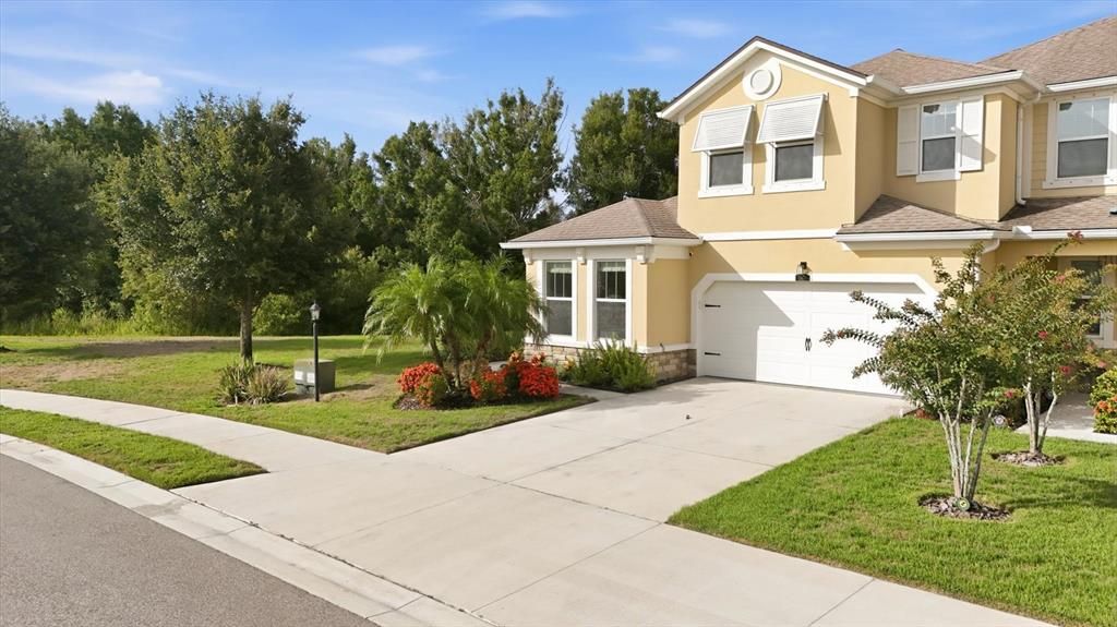 For Sale: $399,000 (3 beds, 3 baths, 1728 Square Feet)