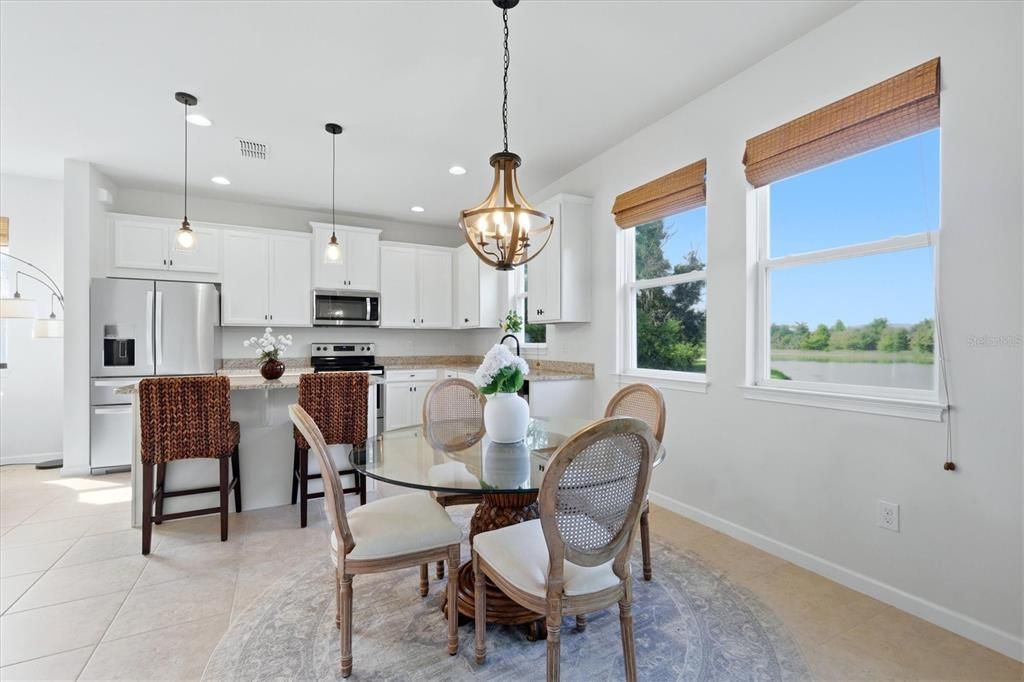 For Sale: $399,000 (3 beds, 3 baths, 1728 Square Feet)