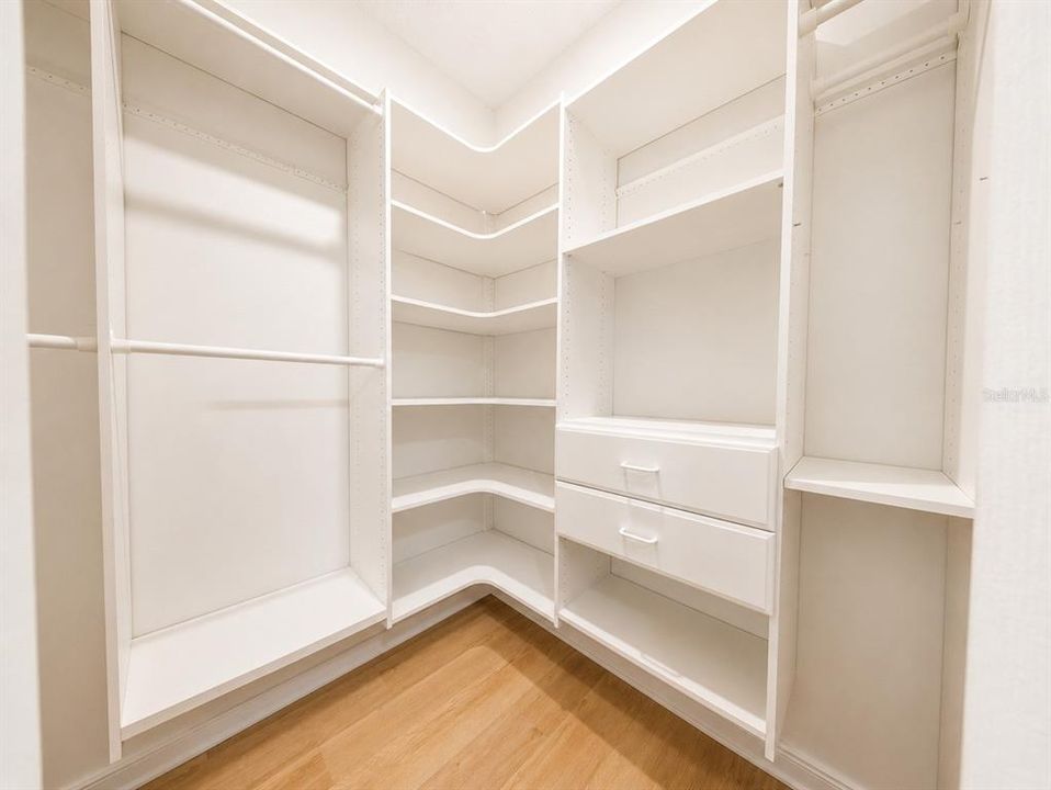 En Venta: $379,000 (2 camas, 2 baños, 1360 Pies cuadrados)
