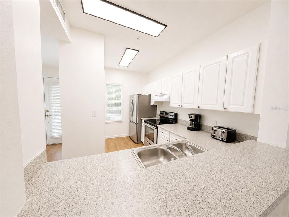 En Venta: $379,000 (2 camas, 2 baños, 1360 Pies cuadrados)