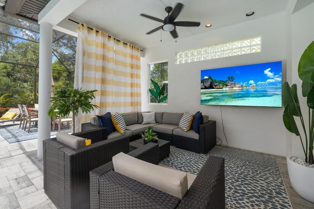 En Venta: $1,350,000 (4 camas, 3 baños, 3578 Pies cuadrados)