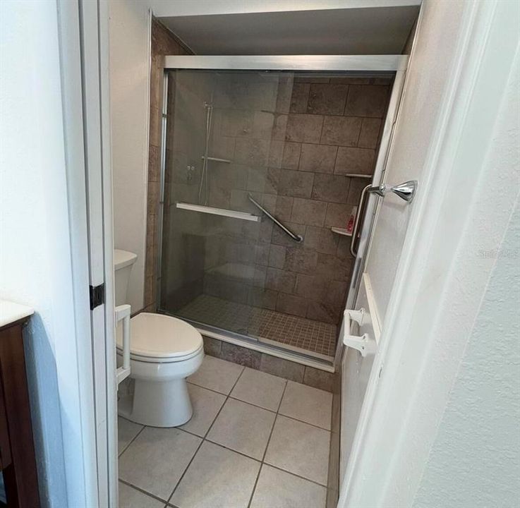 En Venta: $285,000 (3 camas, 2 baños, 1350 Pies cuadrados)