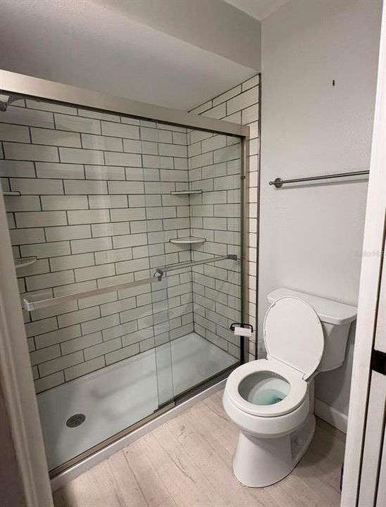 En Venta: $285,000 (3 camas, 2 baños, 1350 Pies cuadrados)