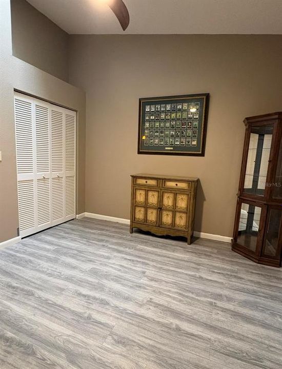 En Venta: $285,000 (3 camas, 2 baños, 1350 Pies cuadrados)