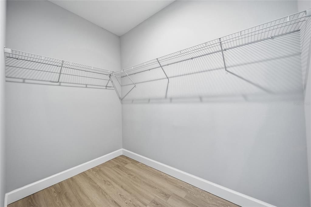 В аренду: $2,500 (4 спален, 2 ванн, 1636 Квадратных фут)