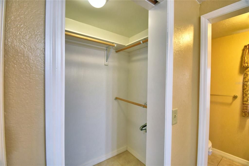 For Sale: $135,000 (2 beds, 2 baths, 1152 Square Feet)