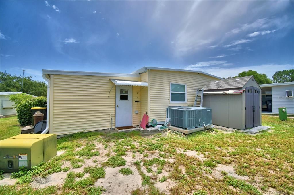 For Sale: $135,000 (2 beds, 2 baths, 1152 Square Feet)