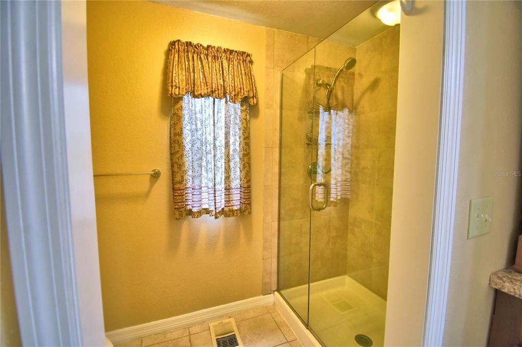 For Sale: $135,000 (2 beds, 2 baths, 1152 Square Feet)