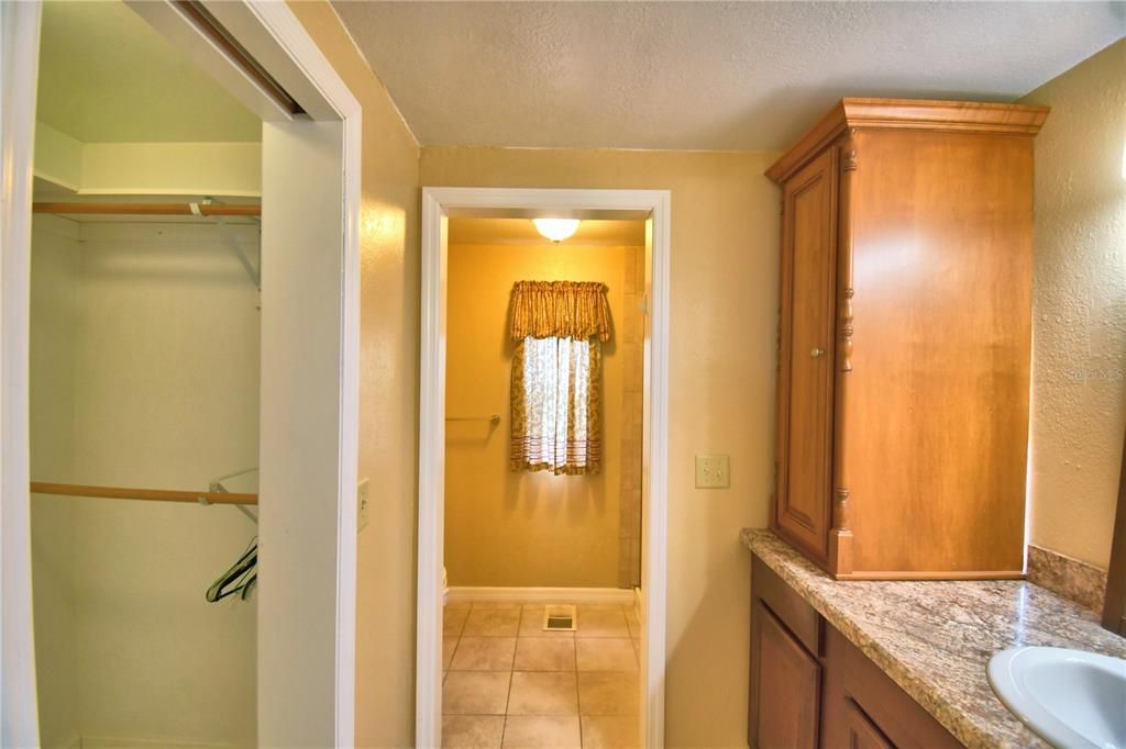 For Sale: $135,000 (2 beds, 2 baths, 1152 Square Feet)