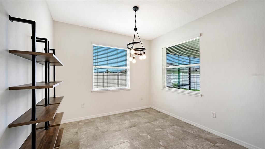 For Sale: $589,000 (4 beds, 3 baths, 2820 Square Feet)