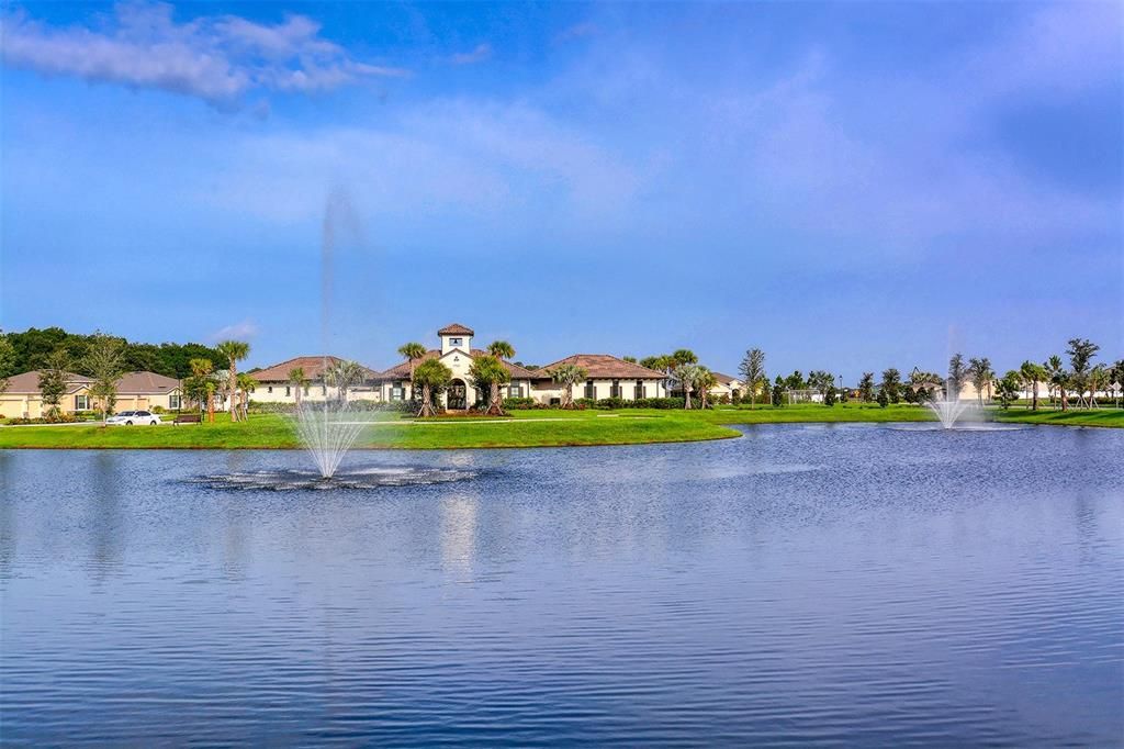 For Sale: $589,000 (4 beds, 3 baths, 2820 Square Feet)