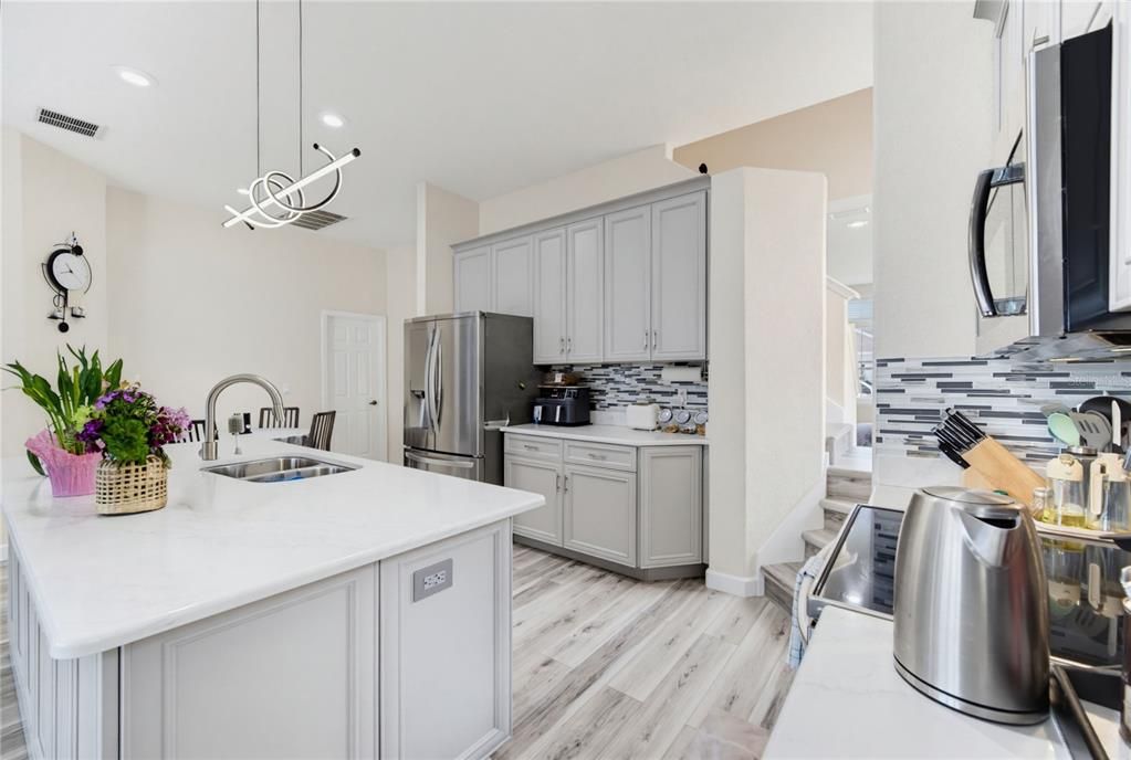 В аренду: $3,200 (5 спален, 3 ванн, 2494 Квадратных фут)