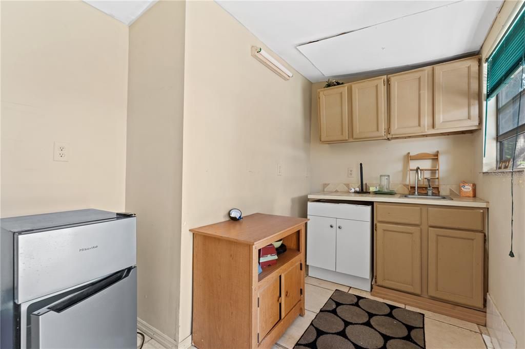En Venta: $399,999 (3 camas, 2 baños, 1028 Pies cuadrados)