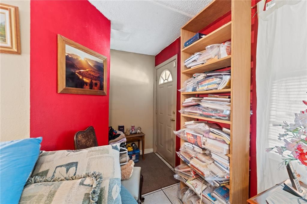 En Venta: $399,999 (3 camas, 2 baños, 1028 Pies cuadrados)