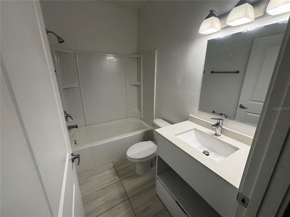 En Renta: $2,150 (3 camas, 2 baños, 1687 Pies cuadrados)