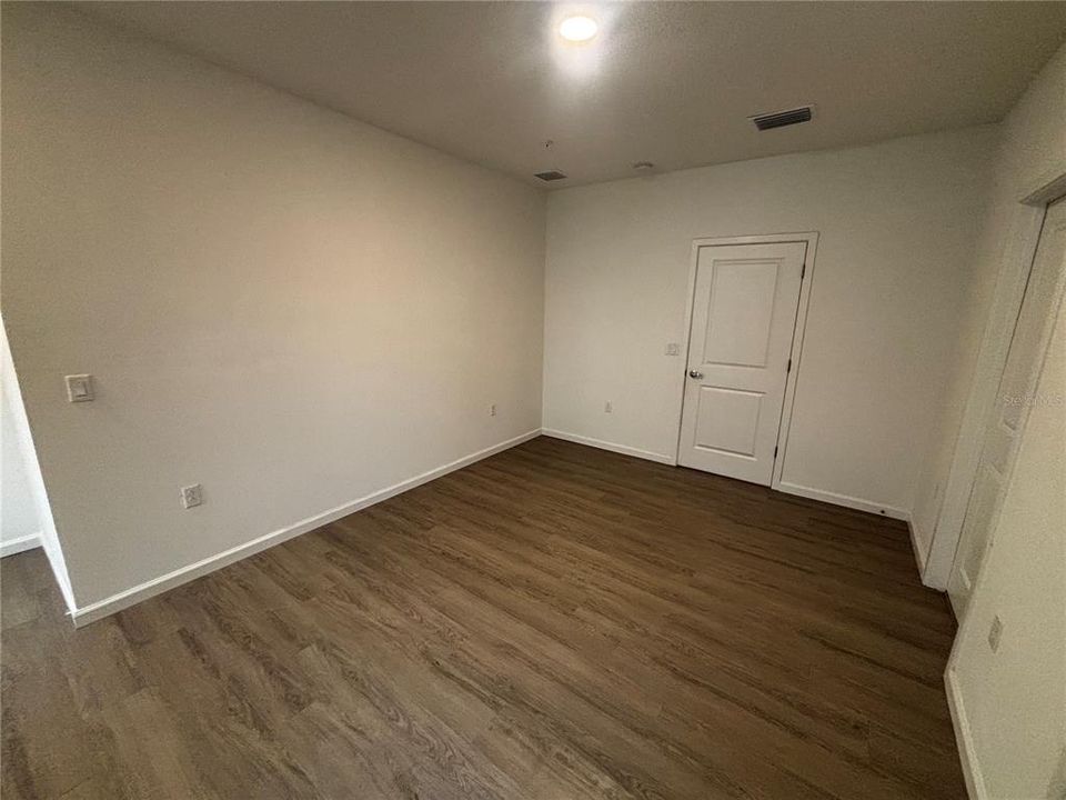 En Renta: $2,150 (3 camas, 2 baños, 1687 Pies cuadrados)
