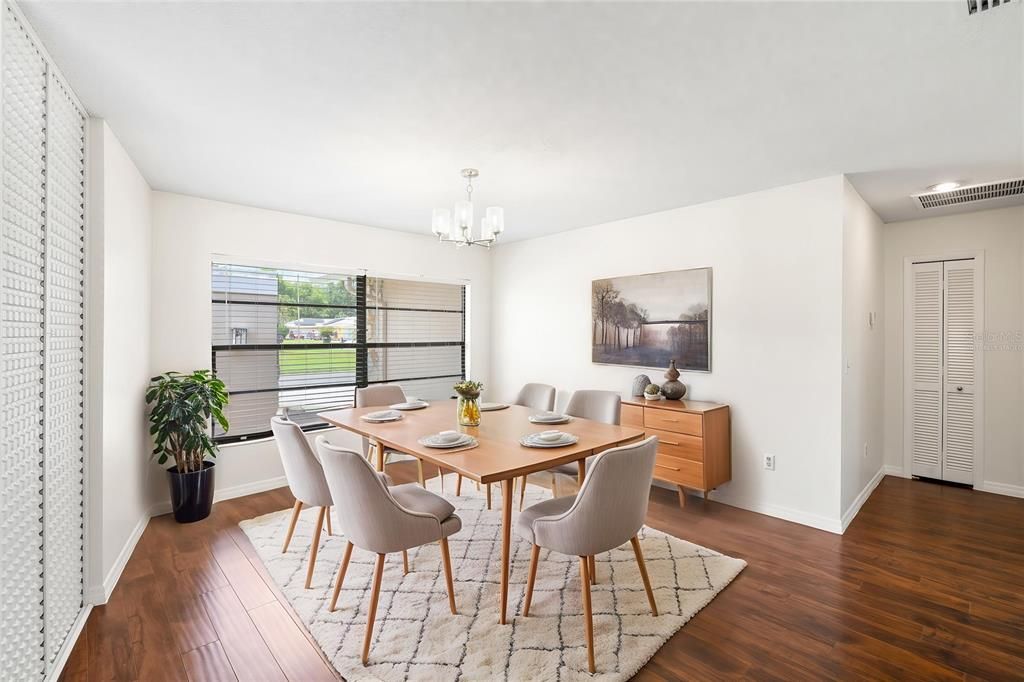 На продажу: $629,900 (4 спален, 2 ванн, 2316 Квадратных фут)