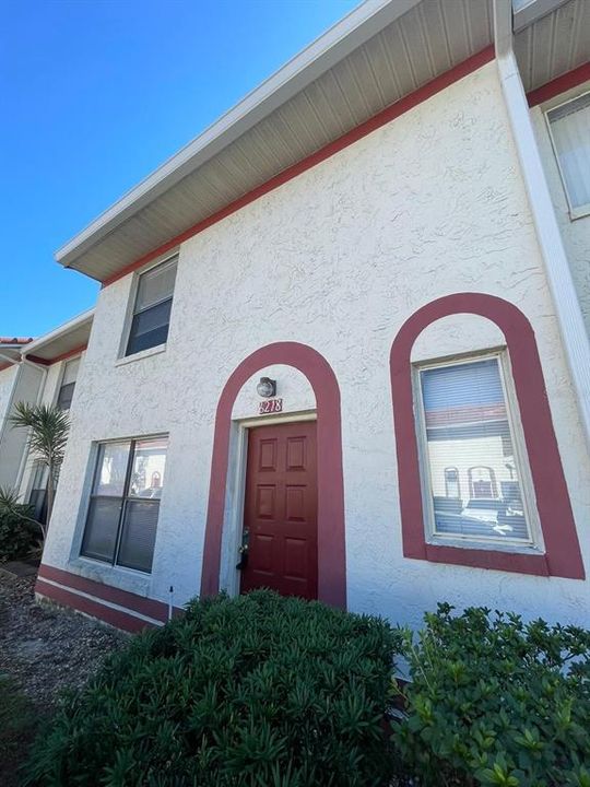 В аренду: $1,795 (3 спален, 2 ванн, 1307 Квадратных фут)