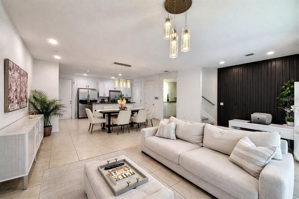 В аренду: $2,700 (3 спален, 2 ванн, 1698 Квадратных фут)