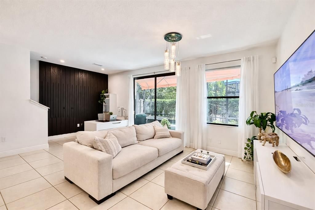 В аренду: $2,700 (3 спален, 2 ванн, 1698 Квадратных фут)