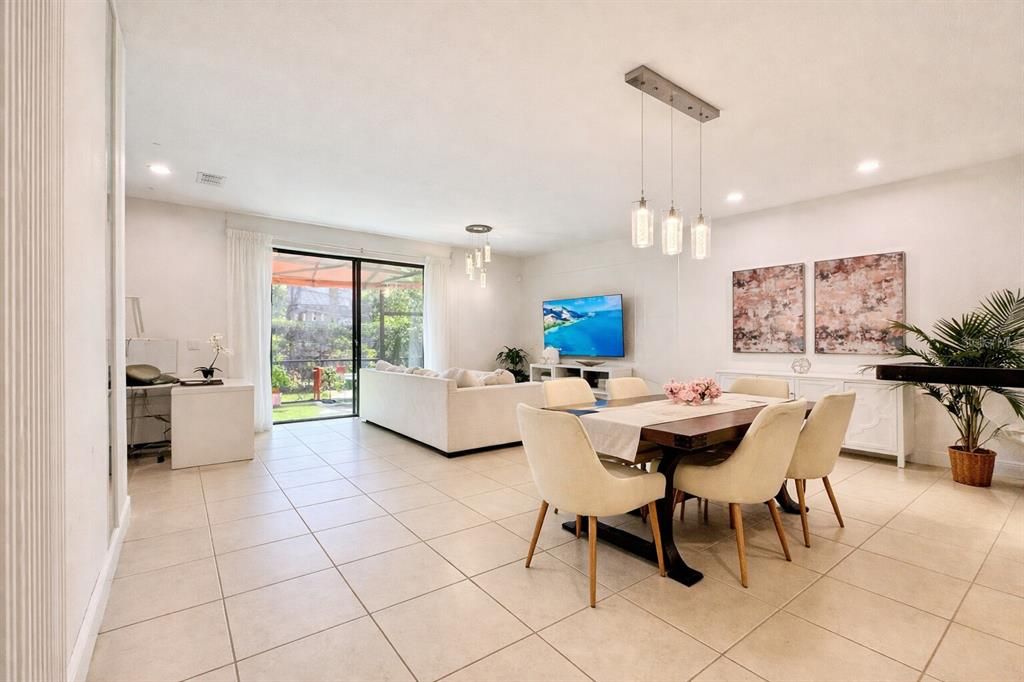В аренду: $2,700 (3 спален, 2 ванн, 1698 Квадратных фут)