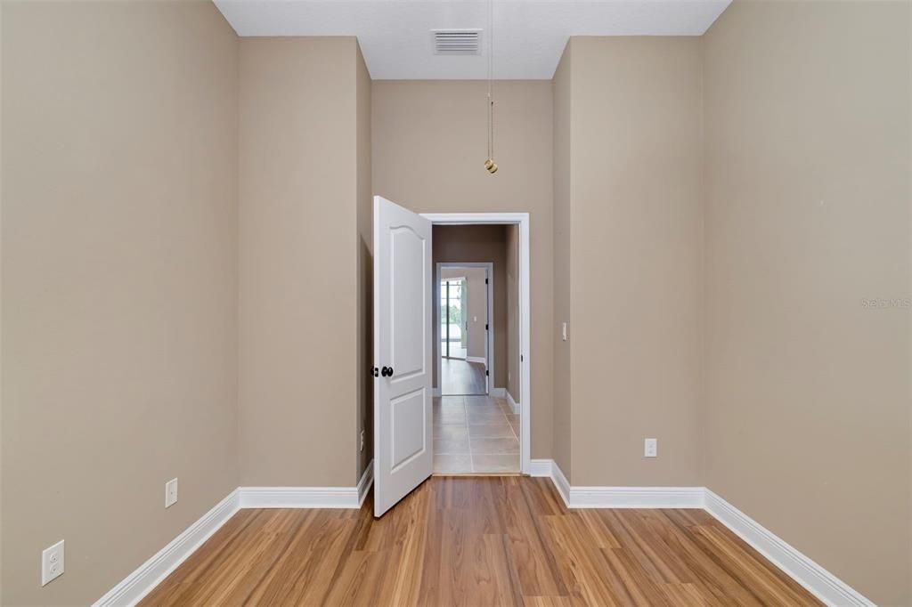 For Sale: $1,250,000 (4 beds, 3 baths, 3104 Square Feet)