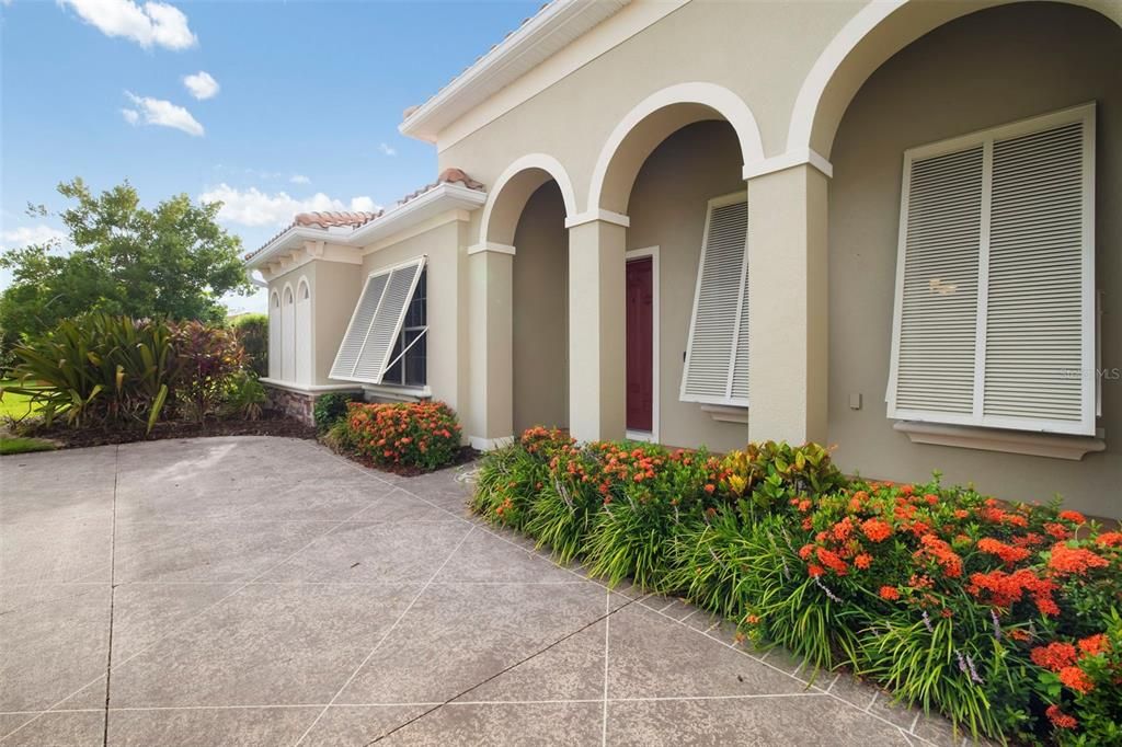 For Sale: $1,250,000 (4 beds, 3 baths, 3104 Square Feet)