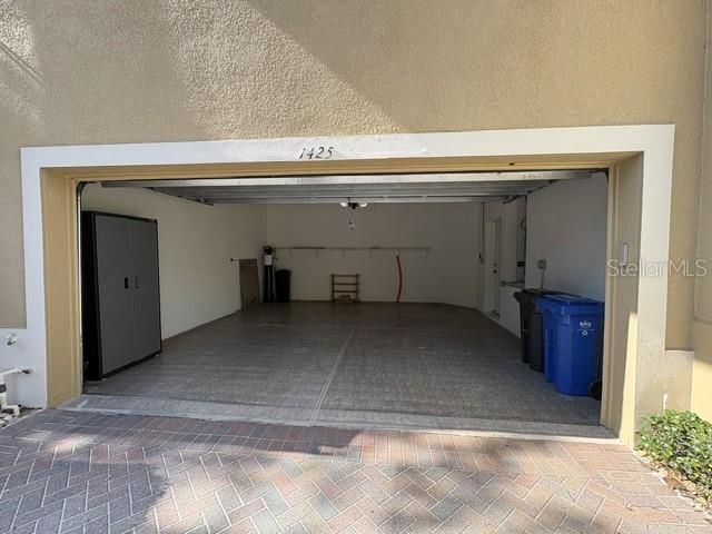 En Renta: $2,495 (3 camas, 2 baños, 1860 Pies cuadrados)