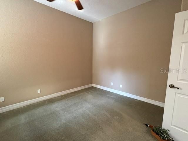 En Renta: $2,495 (3 camas, 2 baños, 1860 Pies cuadrados)