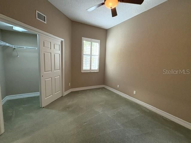 En Renta: $2,495 (3 camas, 2 baños, 1860 Pies cuadrados)