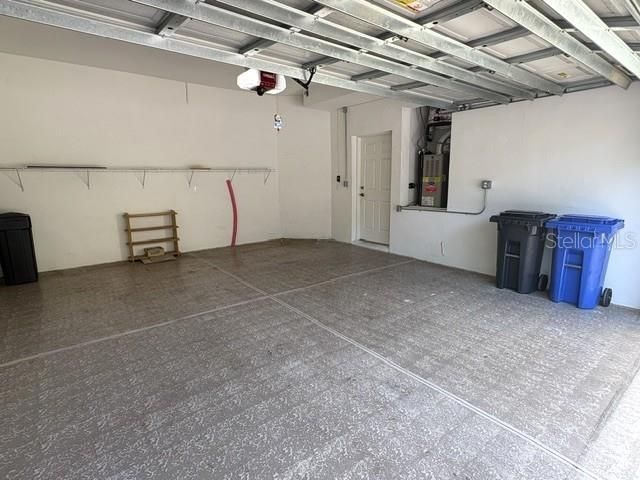 En Renta: $2,495 (3 camas, 2 baños, 1860 Pies cuadrados)