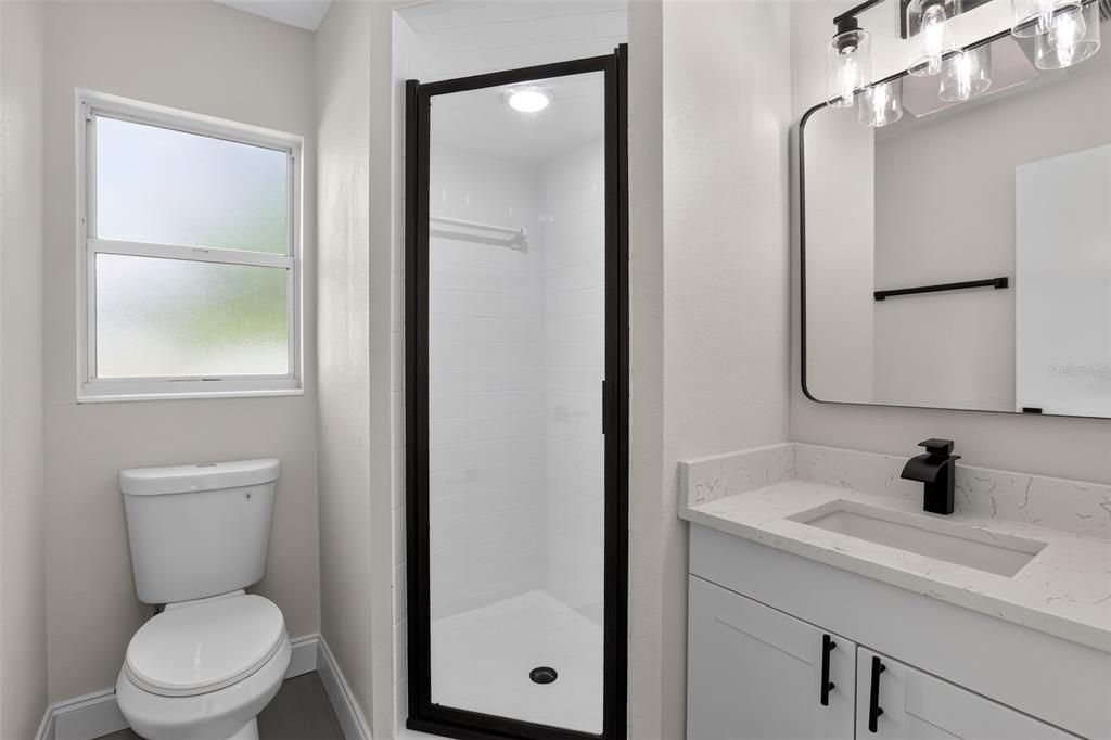 For Sale: $299,900 (3 beds, 2 baths, 1679 Square Feet)