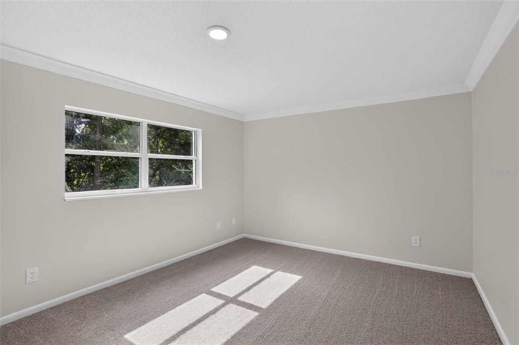 For Sale: $299,900 (3 beds, 2 baths, 1679 Square Feet)